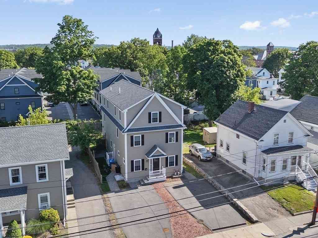 Condo For Sale - 66 Ash Street #1<br/> Waltham, MA 02453