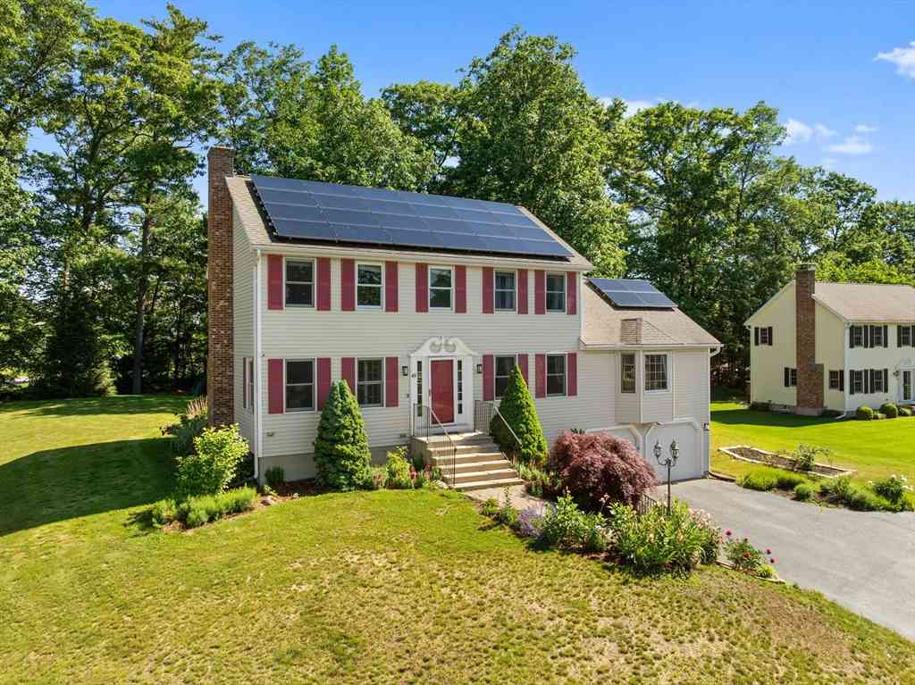Homes For Sale - 49 Larson Ave<br/> Leominster, MA 01453