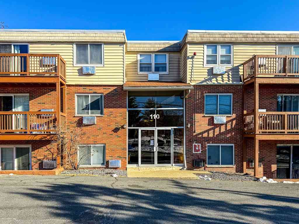 Condo For Sale - 110 Boston Post Rd E #4<br/> Marlborough, MA 01752