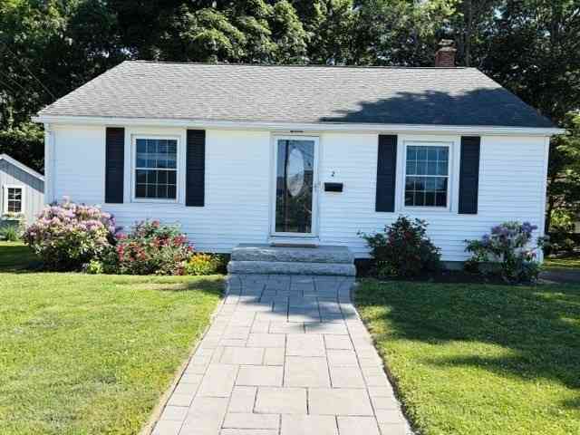 Homes For Rent - 2 Bay Edge Ln<br/> Worcester, MA 01604