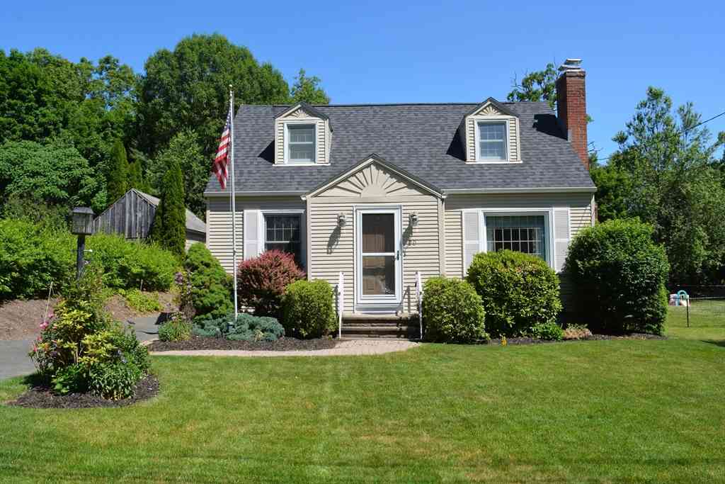 Homes For Sale - 20 Exeter Street<br/> West Springfield, MA 01089