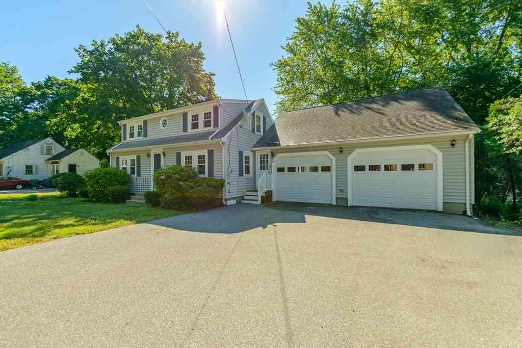 Homes For Sale - 16 Rangeway Rd<br/> Billerica, MA 01862