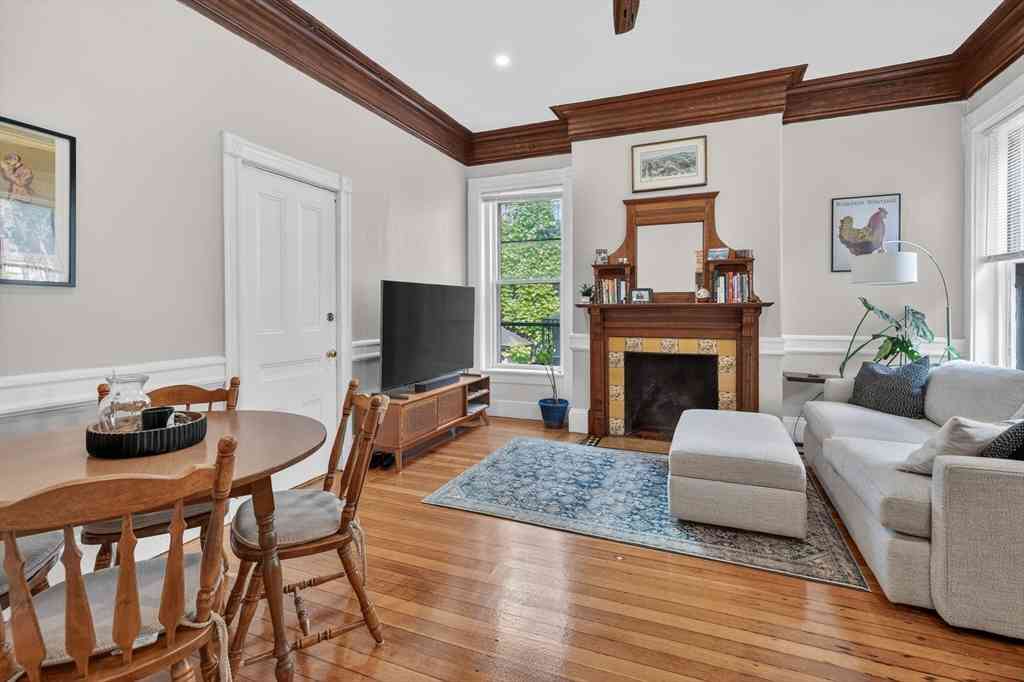 Apartment For Rent - 16 Cumberland Street #2<br/> Boston, MA 02115
