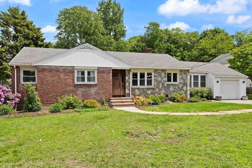Homes For Sale - 178 Webster St<br/> Needham, MA 02494