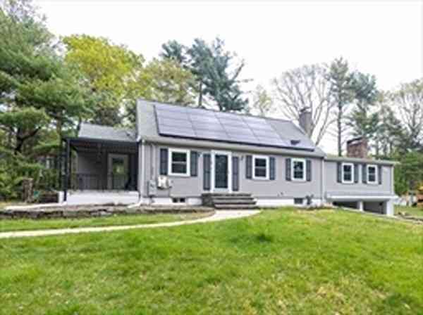Homes For Rent - 40 Neal St<br/> Walpole, MA 02081
