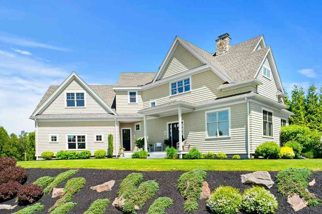Homes For Sale - 45 Whitehall Cir<br/> Beverly, MA 01915