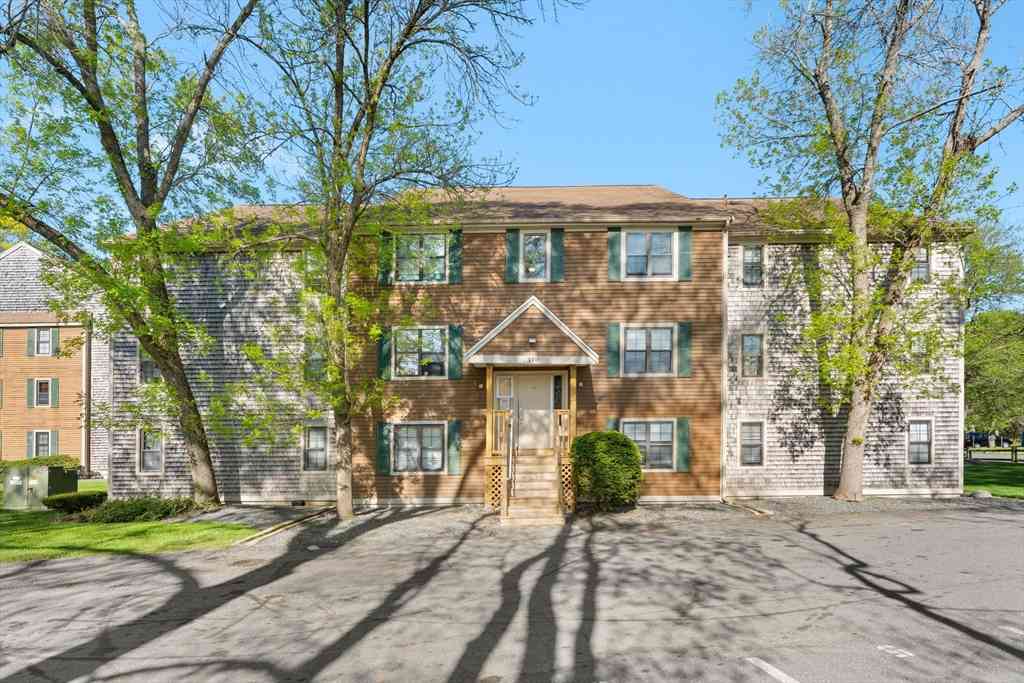 Condo For Sale - 35 Eagle Avenue #UNIT-7<br/> Brockton, MA 02301
