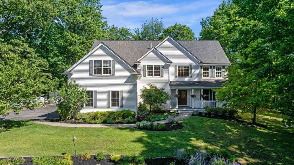 Homes For Sale - 22 Sawyer Ln<br/> Middleton, MA 01949