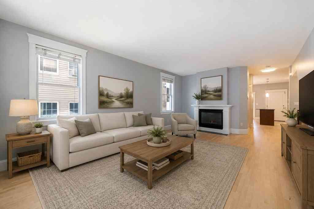 Condo For Rent - 618-620 E. Third St. #1<br/> Boston, MA 02127