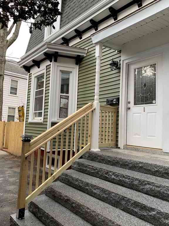 Homes For Rent - 2 Boardman Pl #2<br/> Cambridge, MA 02139