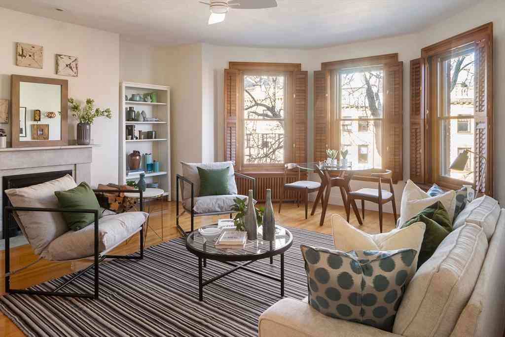 Apartment For Rent - 413 Beacon #5<br/> Boston, MA 02115