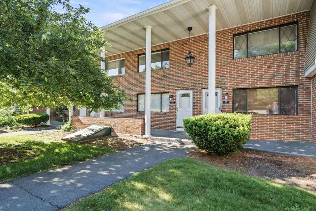 Condo For Sale - 25 Farrwood Dr #25<br/> Haverhill, MA 01835