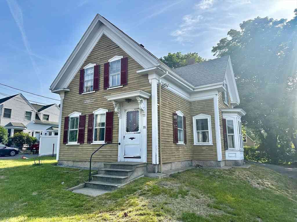 Homes For Sale - 70 Washington St<br/> Easton, MA 02356