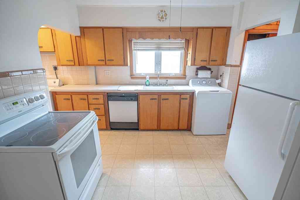 Apartment For Rent - 130 Francis St #2<br/> Everett, MA 02149