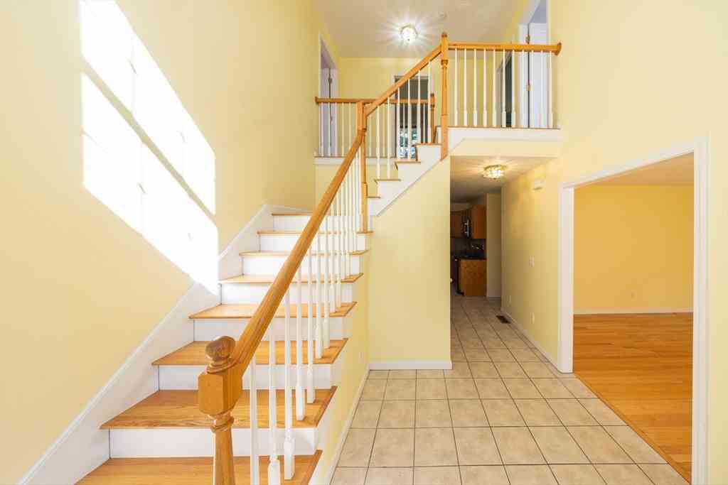 Homes For Rent - 469 Walnut St<br/> Shrewsbury, MA 01545