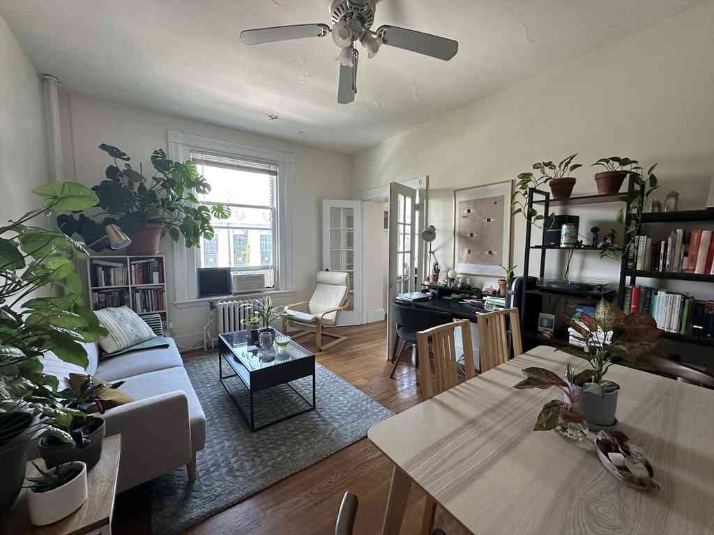 Apartment For Rent - 2 Inman Street #6<br/> Cambridge, MA 02139