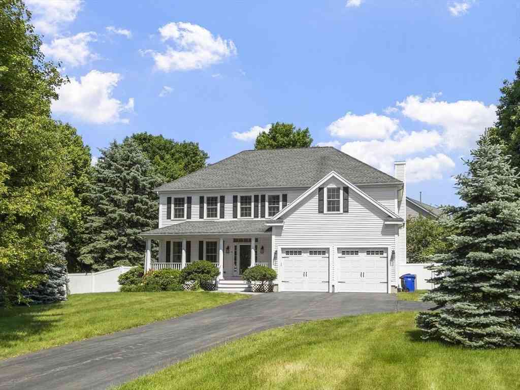 Homes For Sale - 9 Meeting House Circle<br/> Bedford, MA 01730