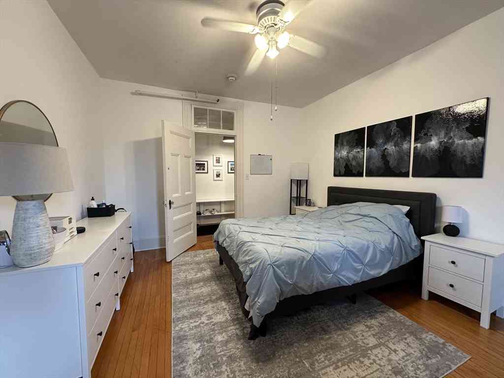 Apartment For Rent - 2 Inman Street #8<br/> Cambridge, MA 02139