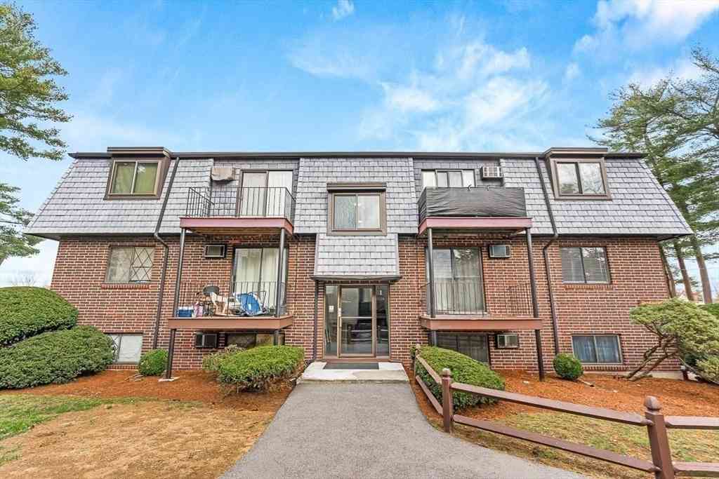 Condo For Rent - 40 Main #15<br/> North Reading, MA 01864