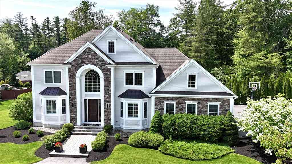 Homes For Sale - 6 Little Meadow Way<br/> North Reading, MA 01864