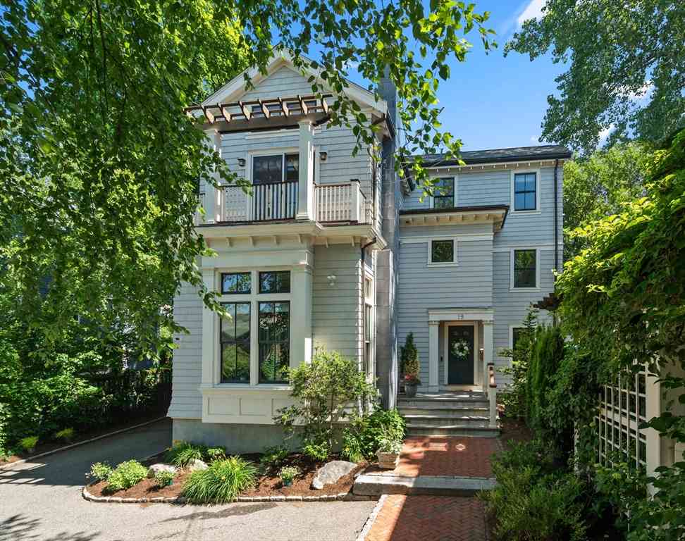 Homes For Sale - 19 Saville Street<br/> Cambridge, MA 02138