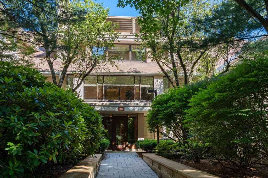 Condo For Sale - 232 Allandale Road #1C<br/> Boston, MA 02467