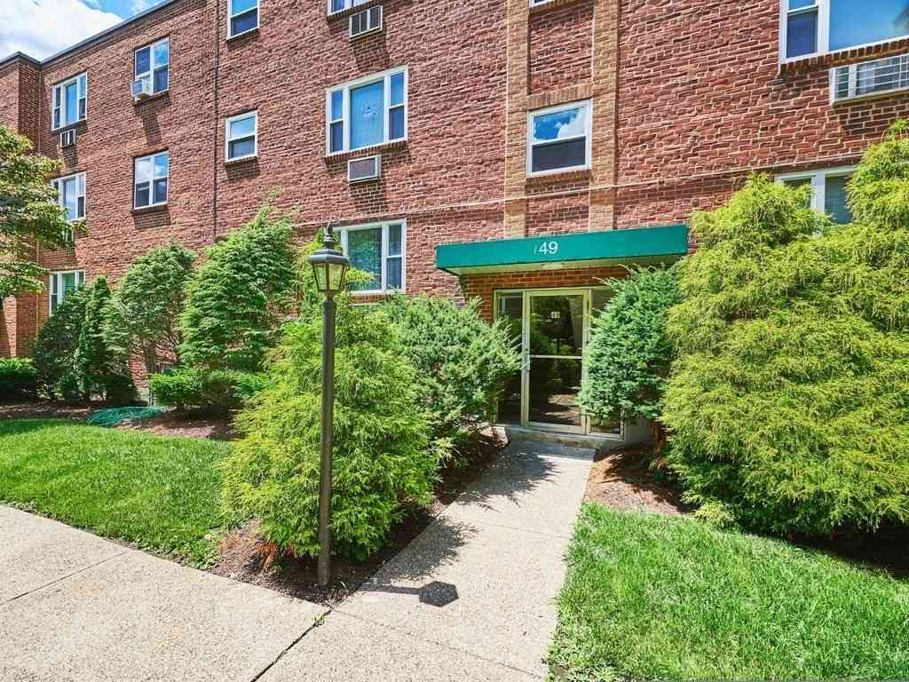 Condo For Rent - 49 Colborne Rd #5<br/> Boston, MA 02135