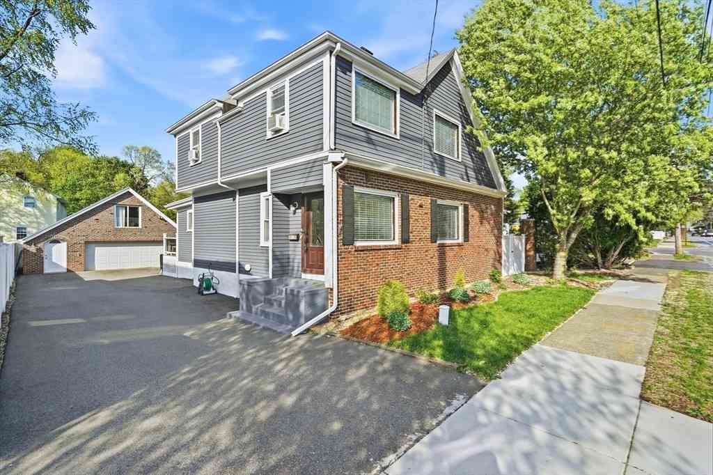 Homes For Rent - 41 Cross St<br/> Winchester, MA 01890