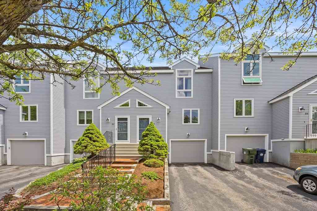 Condo For Sale - 849 Boston Post Rd E #3E<br/> Marlborough, MA 01752