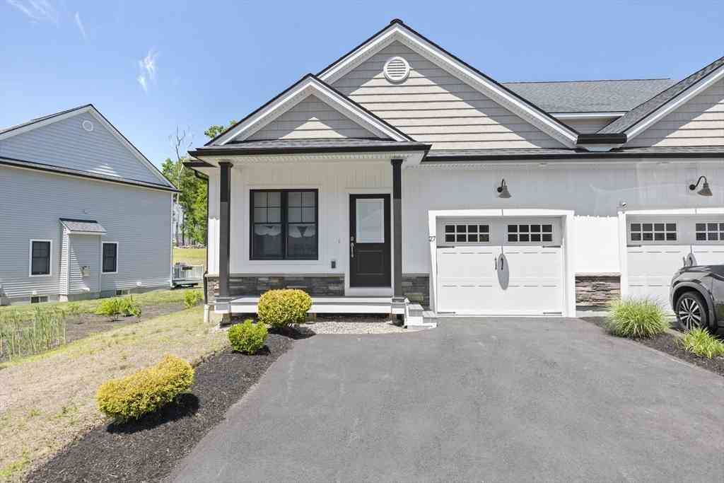 Condo For Sale - 27 Compass Point Dr #27<br/> Douglas, MA 01516