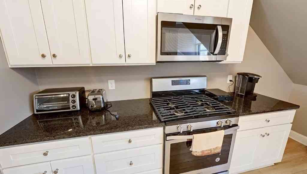 Apartment For Rent - 29 Creighton St #3A<br/> Providence County, Providence, RI 02906