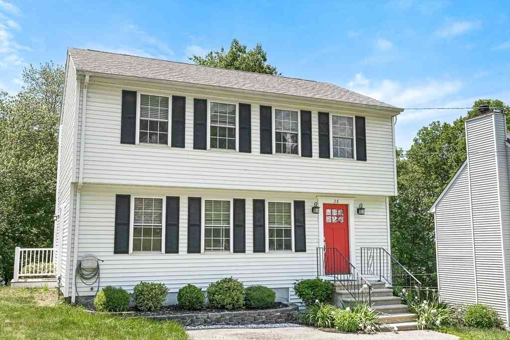 Homes For Rent - 38 Idora Avenue<br/> Haverhill, MA 01832
