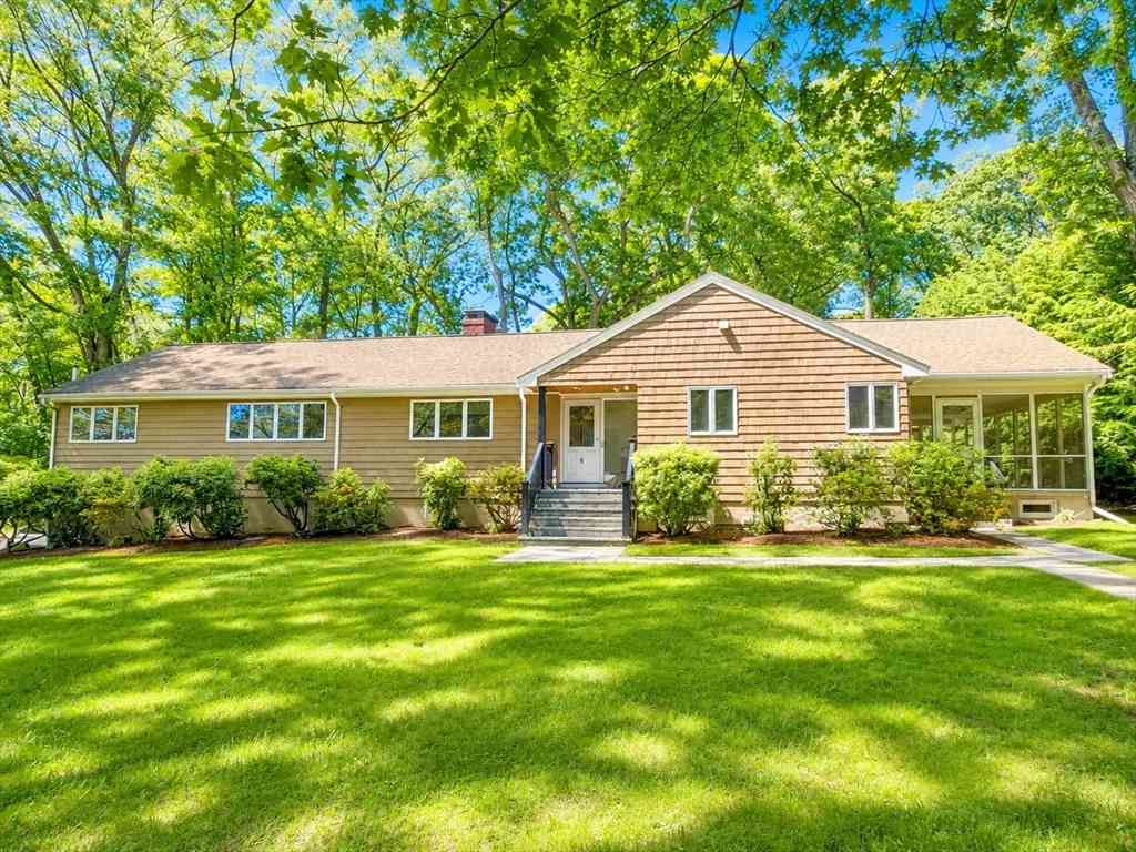 Homes For Rent - 5 Philip Rd<br/> Lexington, MA 02421