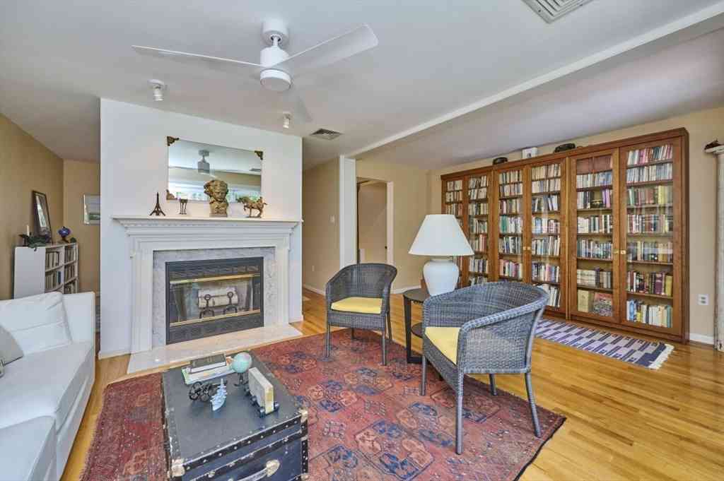 Condo For Sale - 31 Angela Lane #31<br/> Watertown, MA 02472