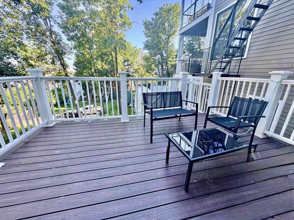 Homes For Rent - 429 East Sixth Street #1<br/> Boston, MA 02127