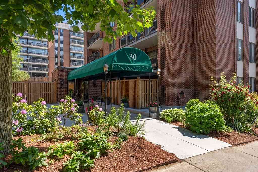 Condo For Sale - 30 Stearns Rd #PHB<br/> Brookline, MA 02446