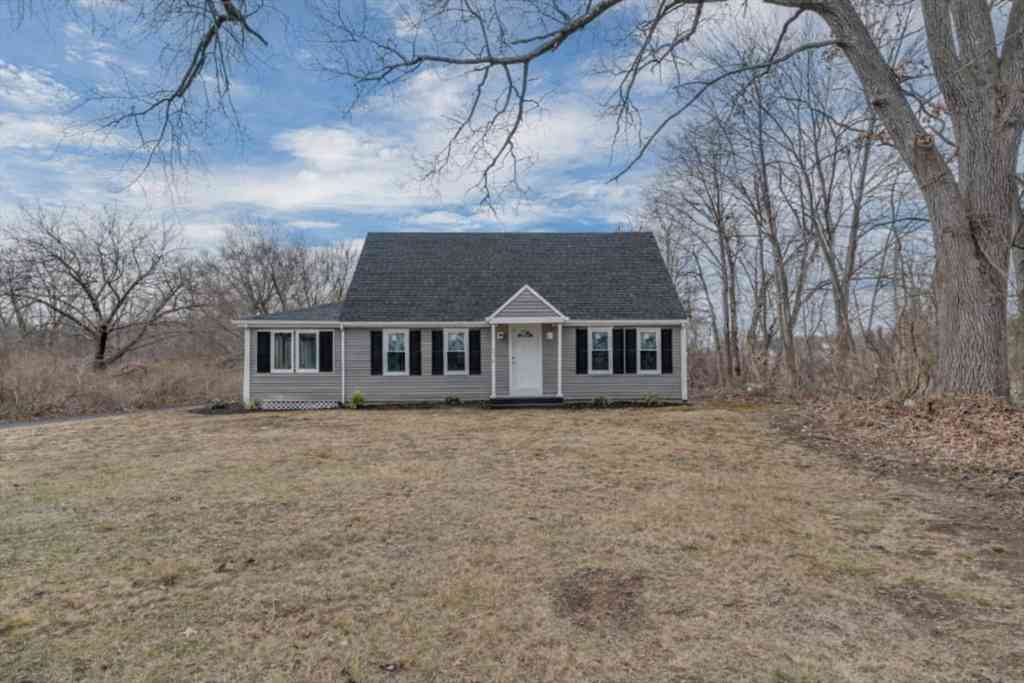 Homes For Sale - 336 Allen Ave<br/> North Attleboro, MA 02760