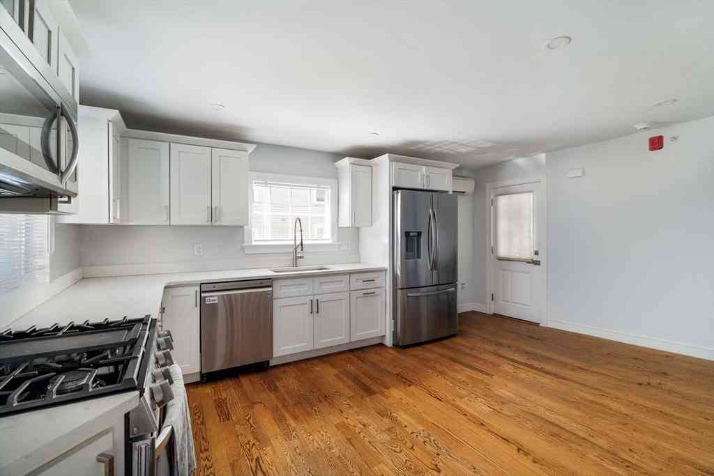 Condo For Sale - 109 Main St #1<br/> Woburn, MA 01801