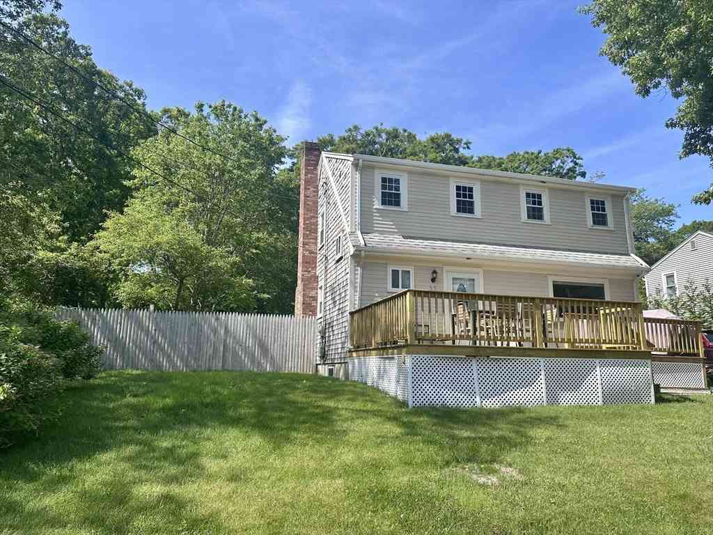 Homes For Sale - 53 Vine Brook Rd<br/> Plymouth, MA 02360