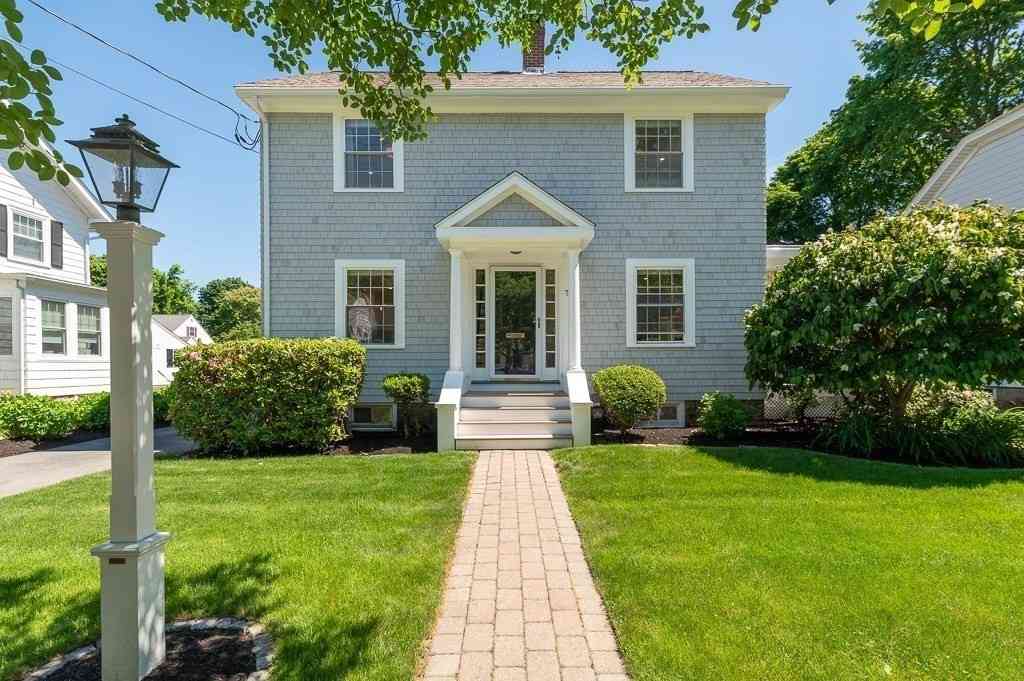 Homes For Sale - 7 Clifton Avenue<br/> Beverly, MA 01915