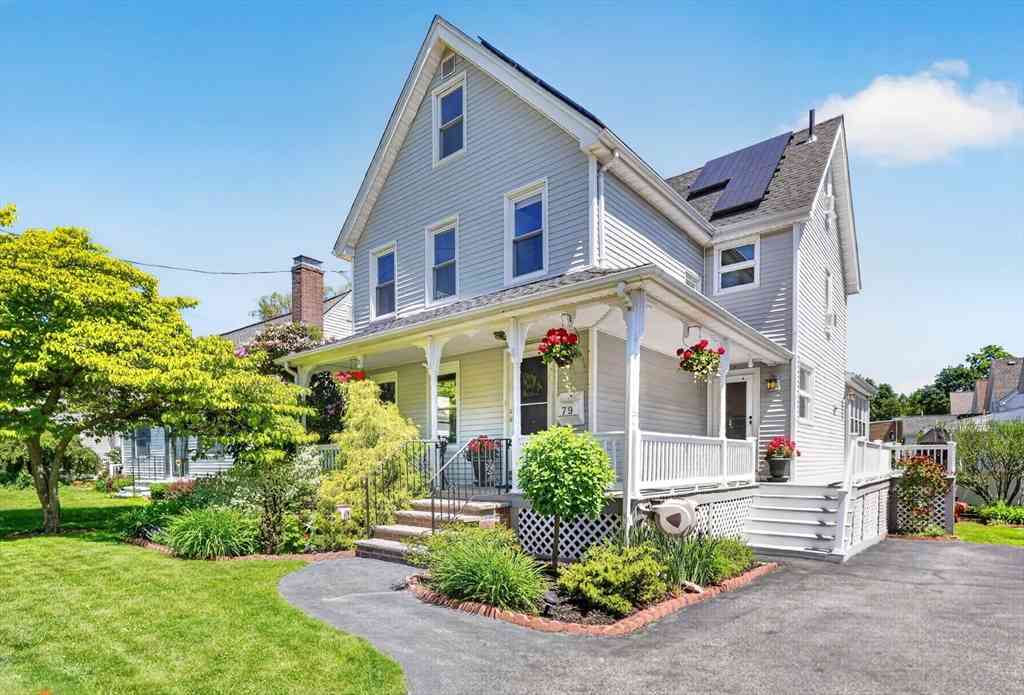 Homes For Sale - 79 Baxter St<br/> Melrose, MA 02176