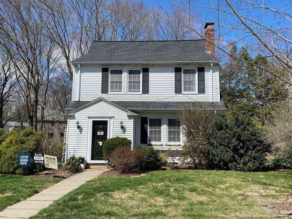 Homes For Rent - 22 Cleveland Rd<br/> Wellesley, MA 02481