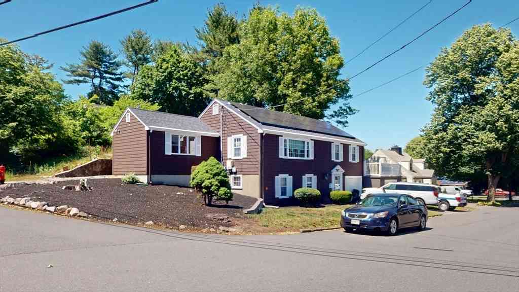 Homes For Sale - 11 Lansing Rd<br/> Lynn, MA 01904
