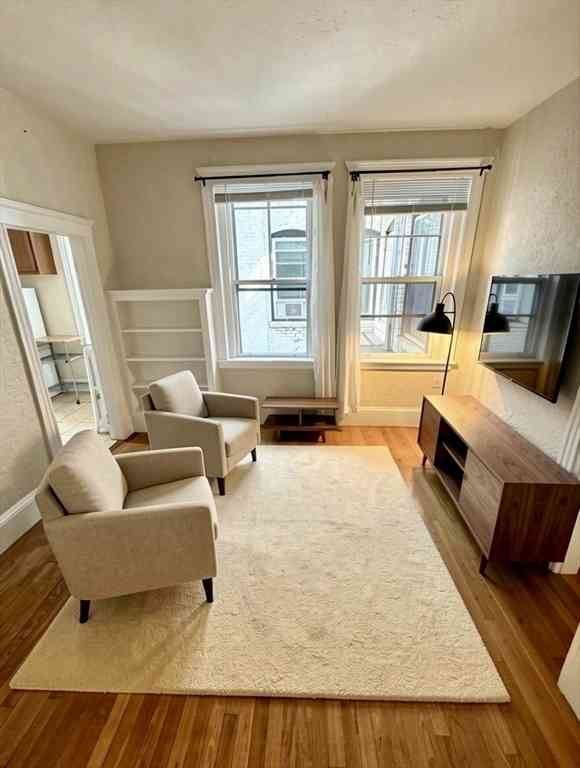 Condo For Sale - 23 Temple Street #6<br/> Boston, MA 02114
