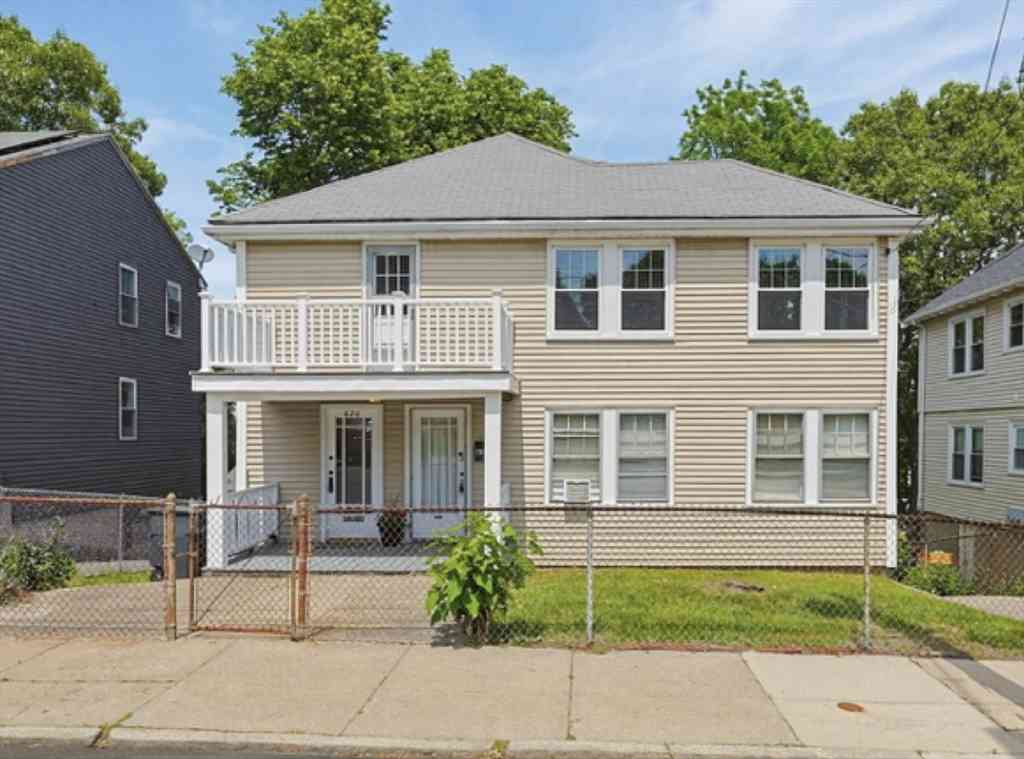 Multifamily For Rent - 620-622 Beech St<br/> Boston, MA 02131