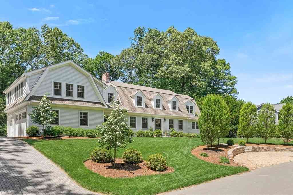 Homes For Sale - 39 Fairbanks Ave<br/> Wellesley, MA 02481