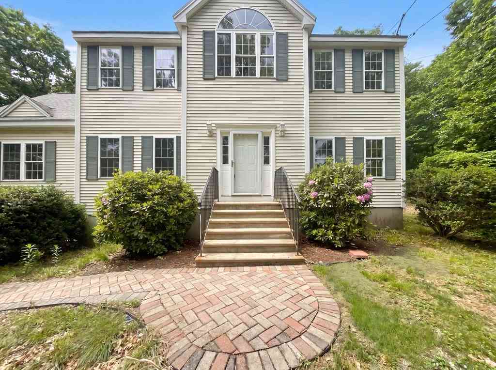 Homes For Sale - 14 Smith Rd<br/> Sutton, MA 01590