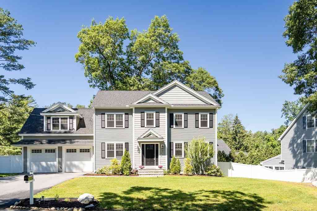 Homes For Sale - 7 Perham St<br/> Bedford, MA 01730