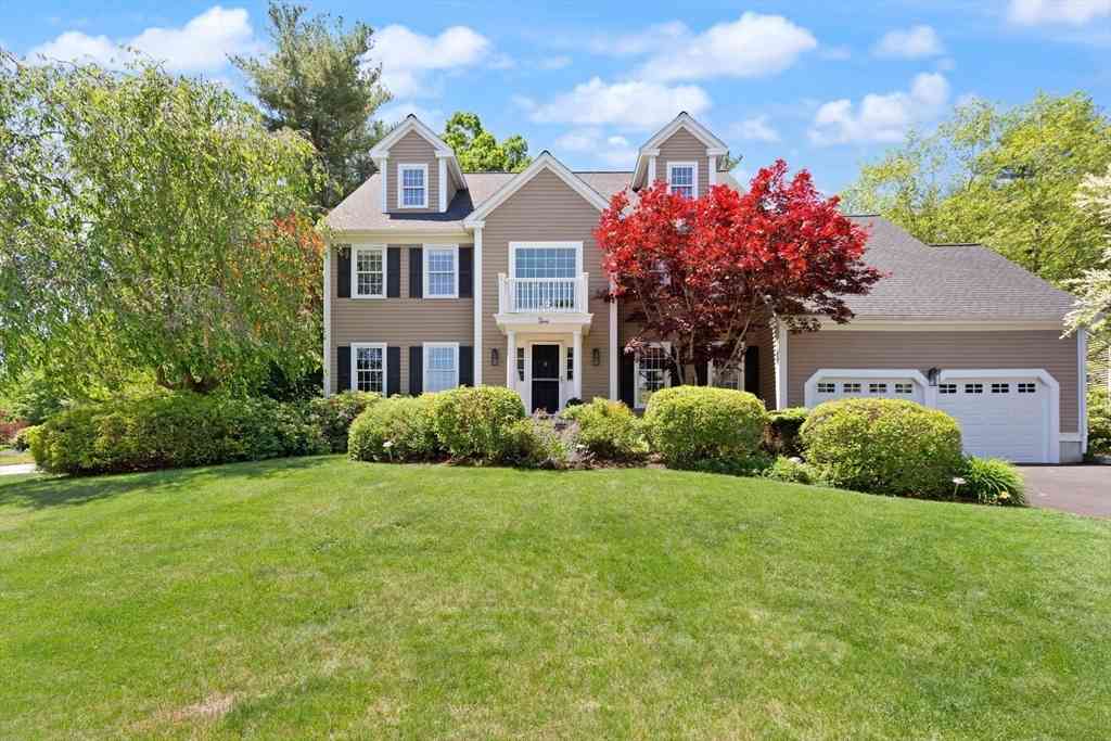 Homes For Sale - 2 Shipley Cir<br/> Westford, MA 01886