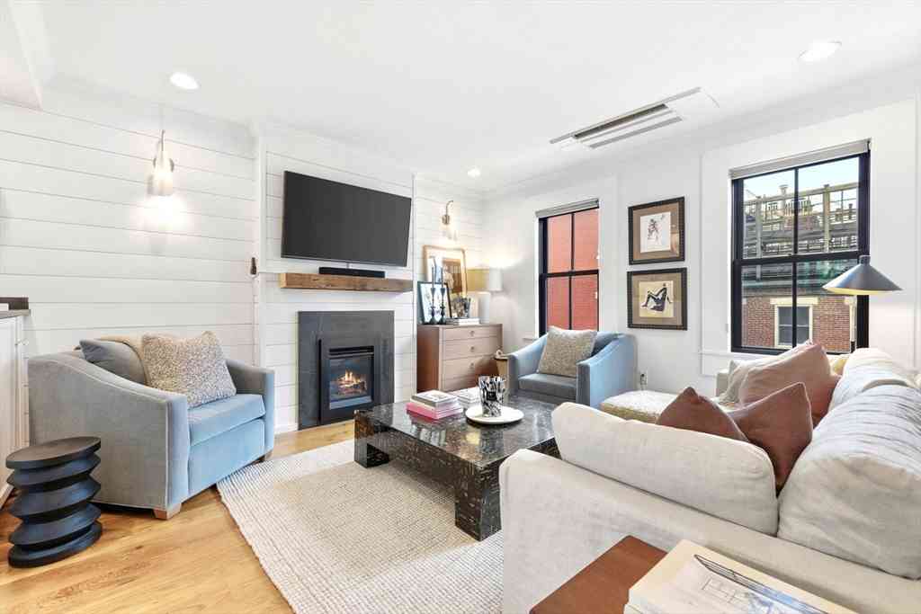 Condo For Sale - 5 Allston Street #2<br/> Boston, MA 02129